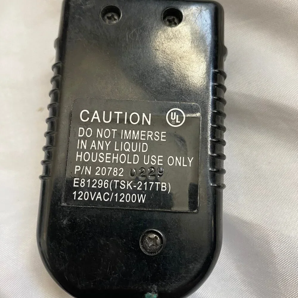 Hp Battery Adapter Model No. SP0902200-W01 Model No. BATT-2P/BATT-3P